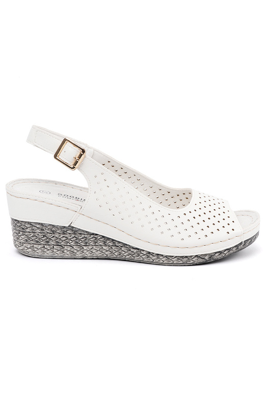 Biele čipkované sandále