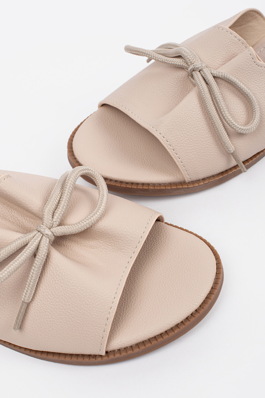 Béžové šľapky s mašľou