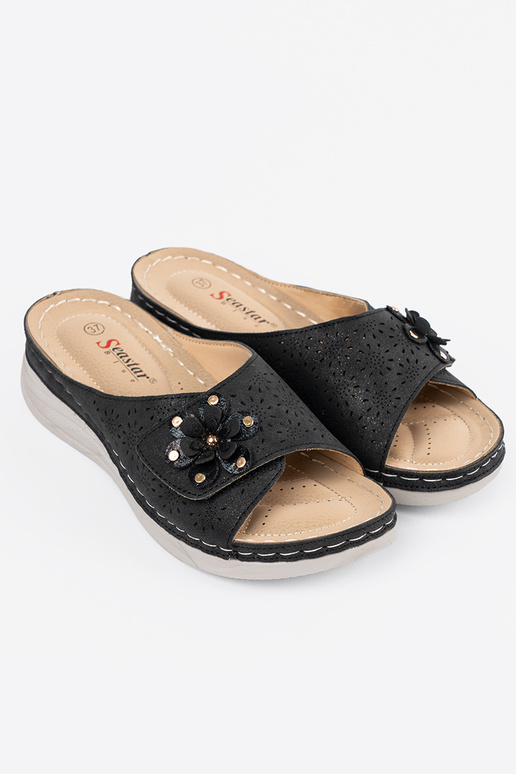 Dámske šľapky s dekoratívnymi kvetmi... Dámske šľapky s dekoratívnymi kvetmi...