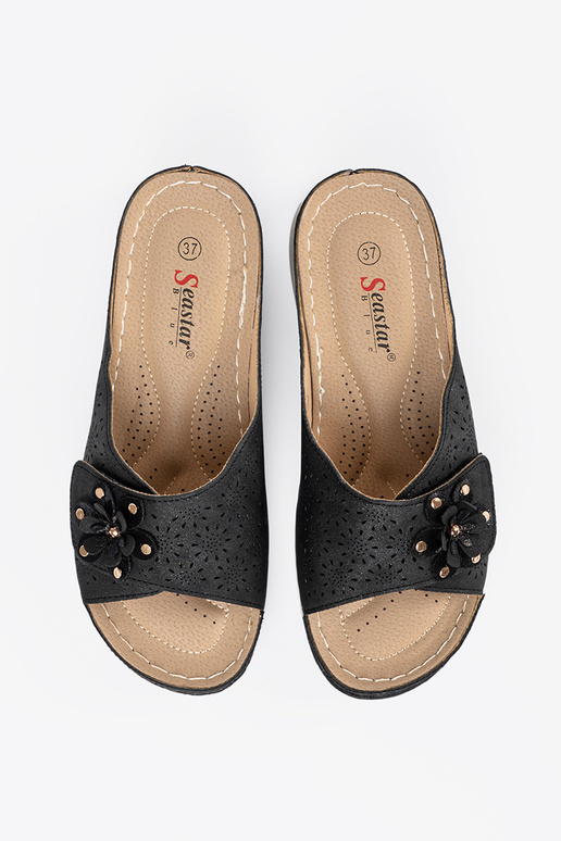 Dámske šľapky s dekoratívnymi kvetmi... Dámske šľapky s dekoratívnymi kvetmi...