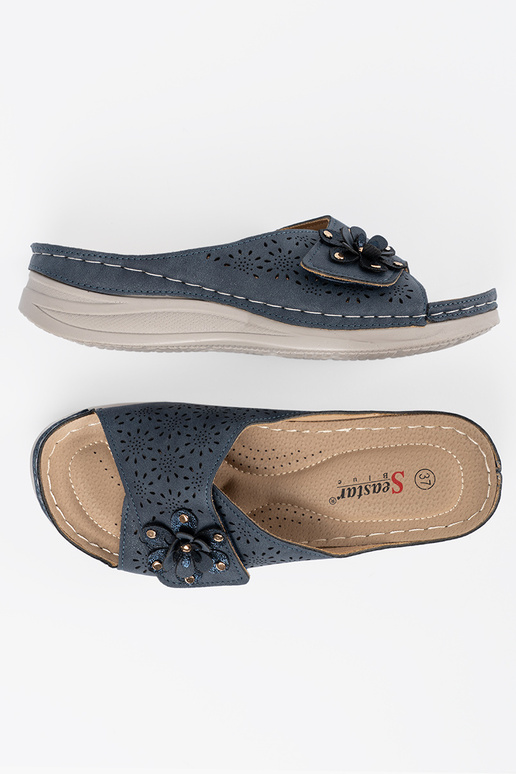 Dámske šľapky s dekoratívnymi kvetmi... Dámske šľapky s dekoratívnymi kvetmi...