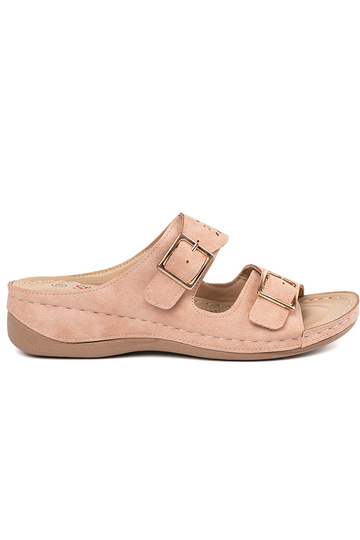 Sandalové šľapky na nízkej...