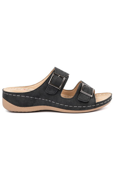 Sandalové šľapky na nízkej...