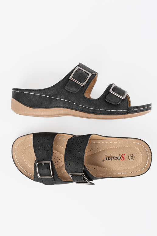 Sandalové šľapky na nízkej platforme...