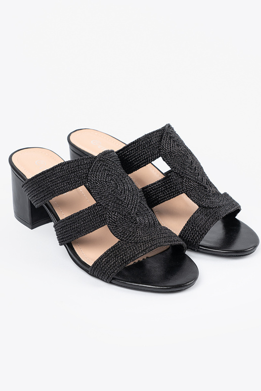 Čierne pletené sandále na vysokých...