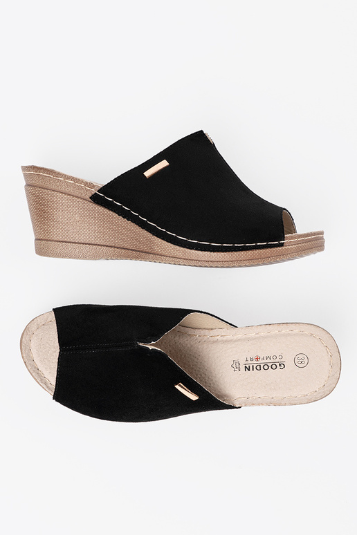 Dámske šľapky s platformou čierne Dámske šľapky s platformou čierne