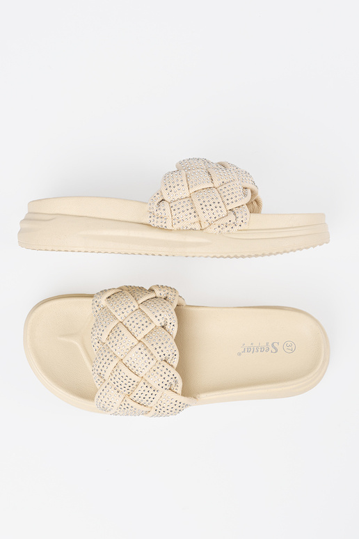 Šľapky s kryštálmi jasne pieskovej farby Šľapky s kryštálmi jasne pieskovej farby