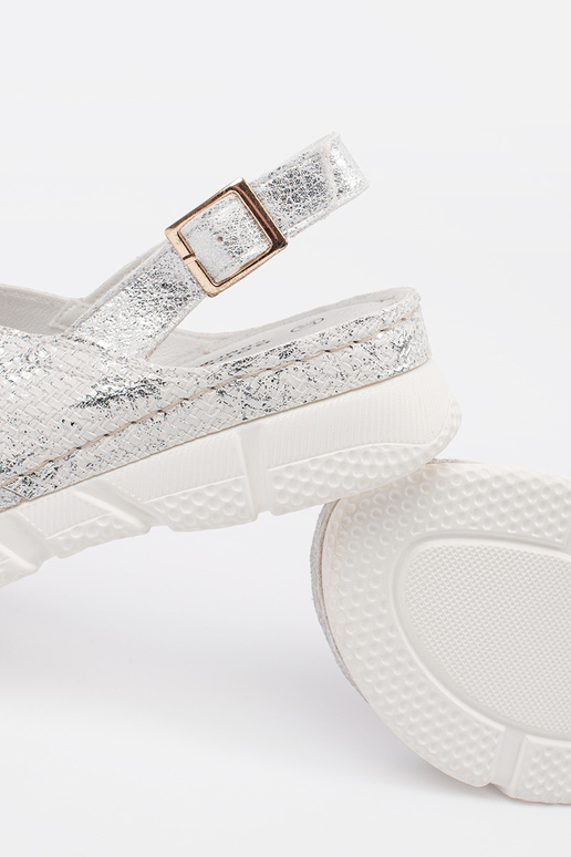 Biele ploché sandále