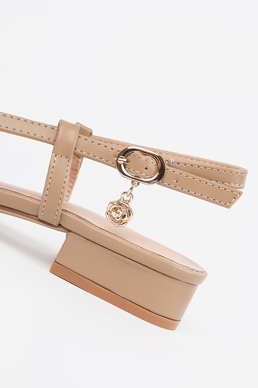 Tmavošedohnedé sandále Tmavošedohnedé sandále