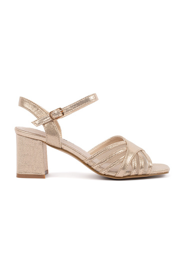 Zlaté lesklé sandále na...