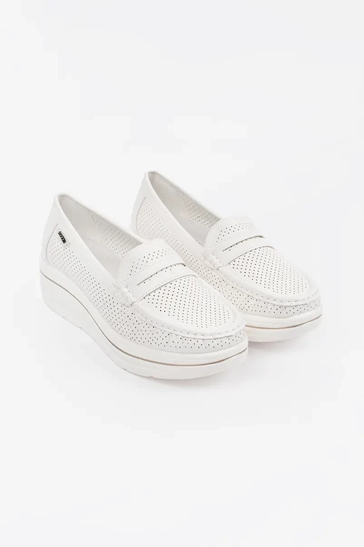 biele mokasíny na hrubej podošve biele mokasíny na hrubej podošve