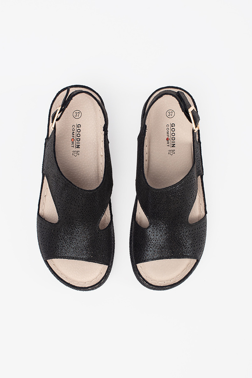 čierne sandále na svetlej platforme čierne sandále na svetlej platforme