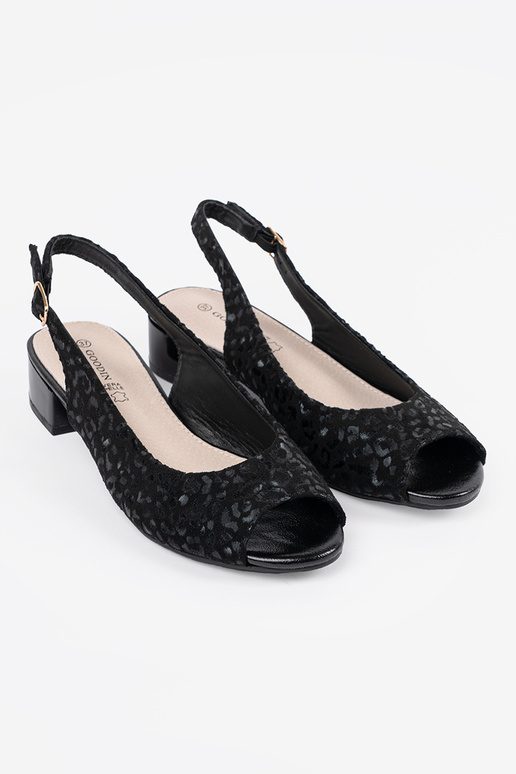 Čierne sandále na nízkom podpätku s...