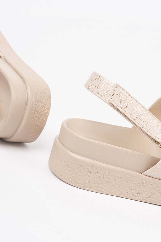 Klasické sandále s platformou pieskové Klasické sandále s platformou pieskové