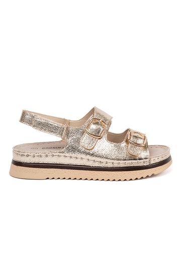 Zlaté sandále so zlatými...