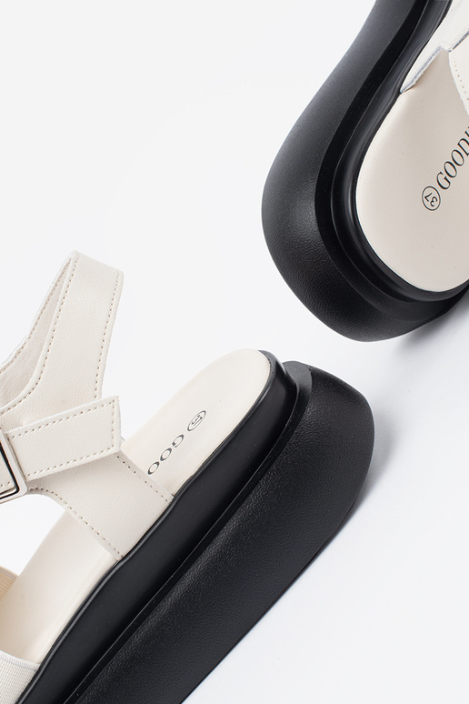 slonovinové kožené elegantné sandále...