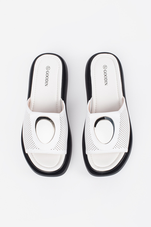 Bielo-čierne pohodlné šľapky s...