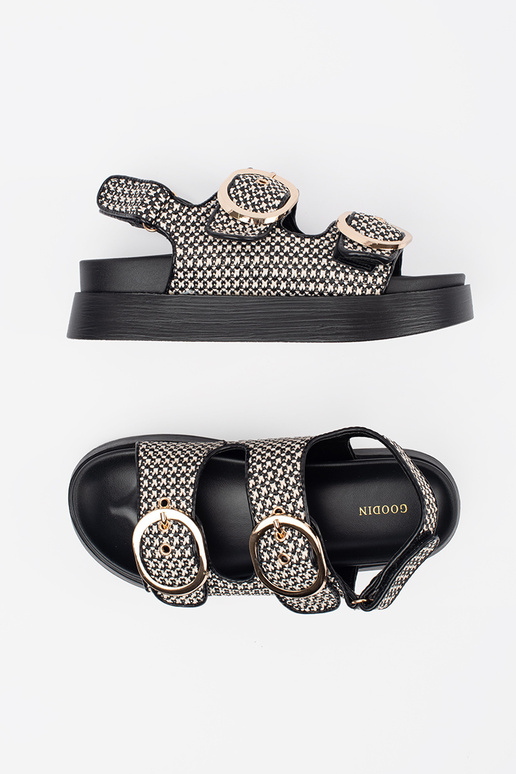 sandalové topánky s platformou v...