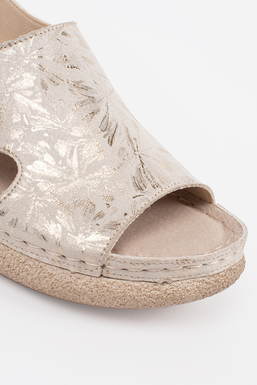 slonovinové ploché sandále so sponou