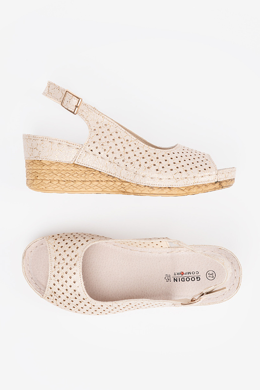 Pieskové perforované sandále Pieskové perforované sandále