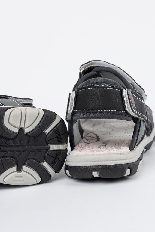 Čierne chlapčenské sandále