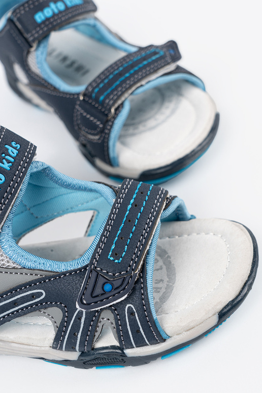 Tmavomodré chlapčenské sandále