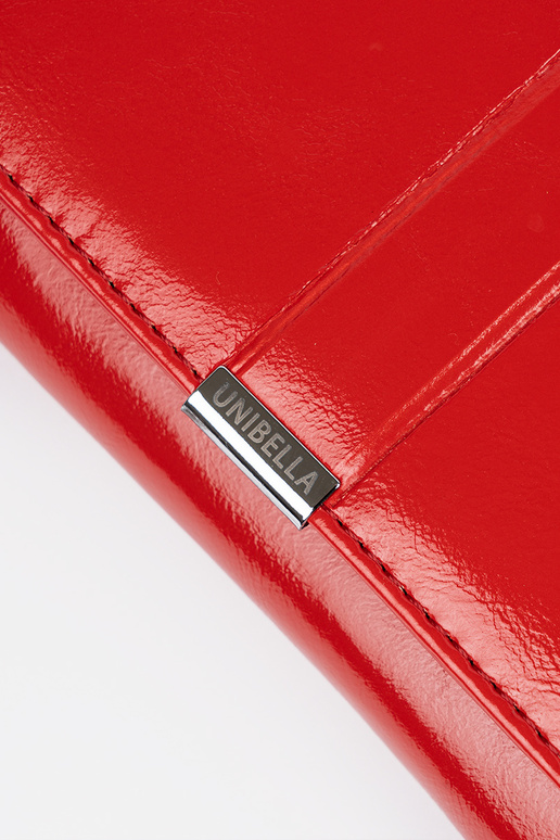 Červená dámska peňaženka z umelej kože