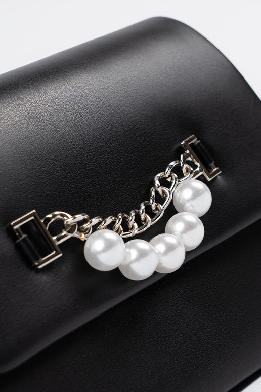 Elegantná čierna kabelka