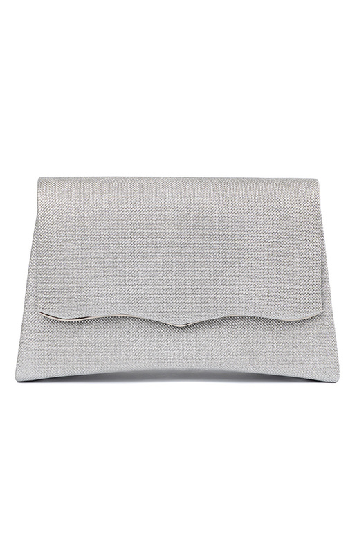 Kabelka v striebornej farbe s retiazkou