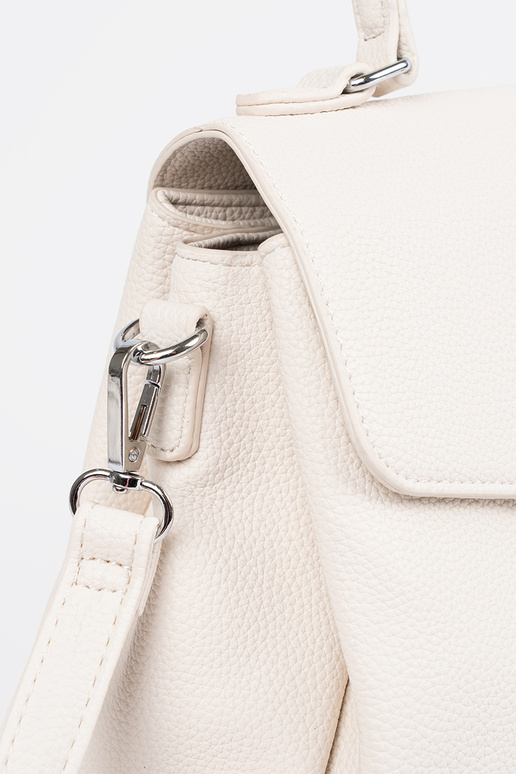 Jasne piesková kabelka s uchom