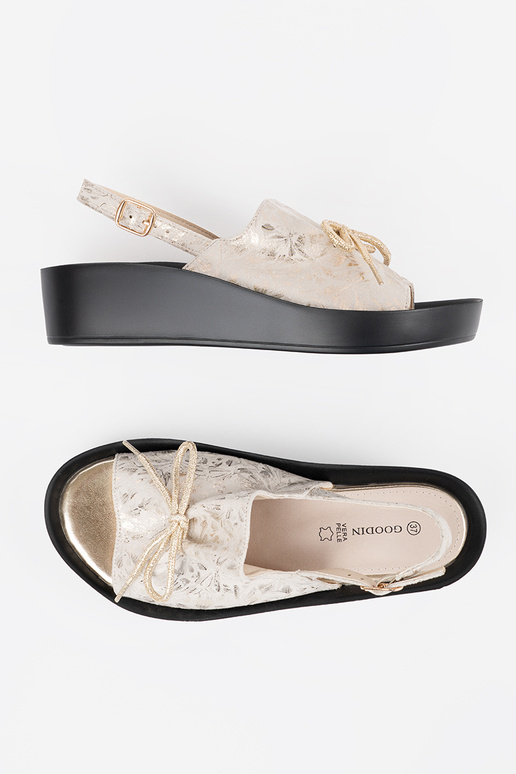 Sandále farby slonoviny Sandále farby slonoviny