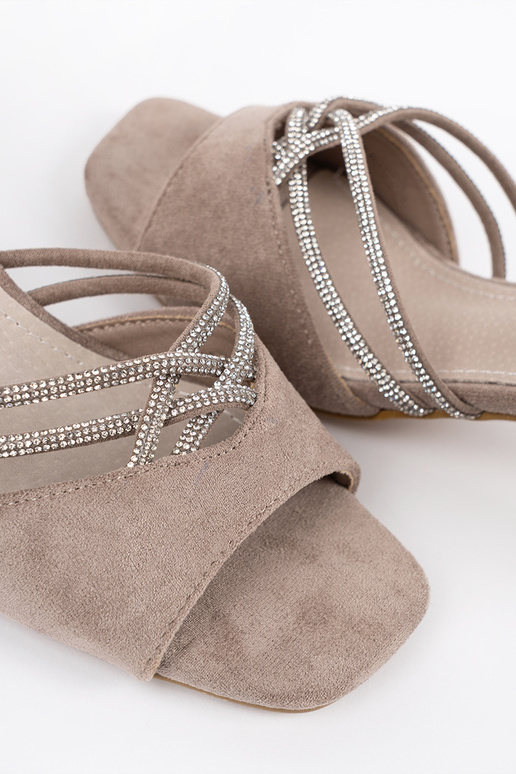 Béžové semišové dámske sandále na...