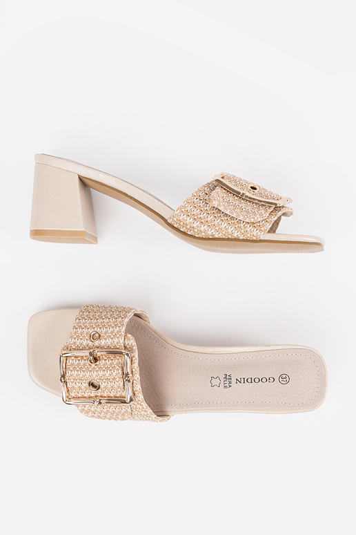 Dámske pieskové šľapky na podpätku s... Dámske pieskové šľapky na podpätku s...