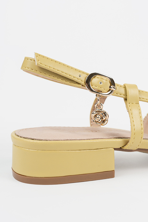 Dámske žlté sandále s otvorenou pätou