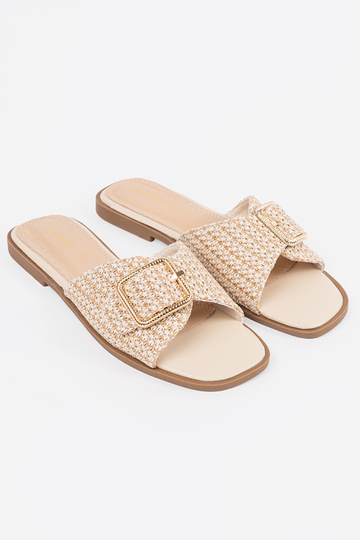 Šľapky pieskovej farby so... 2