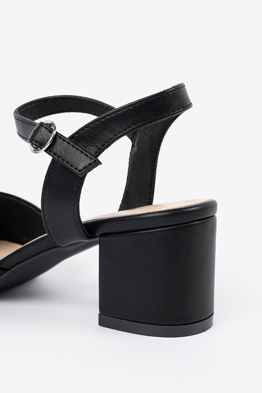 Dámske sandále na podpätku s... Dámske sandále na podpätku s...