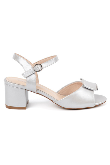 Zlaté dámske sandále na...