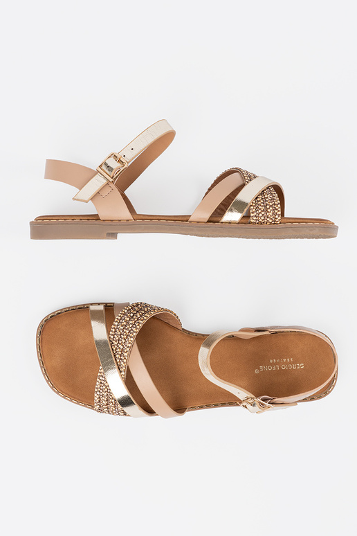 Biele dámske sandále na plochom... Biele dámske sandále na plochom...