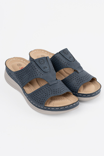 Pohodlné šľapky s výstužou... 2