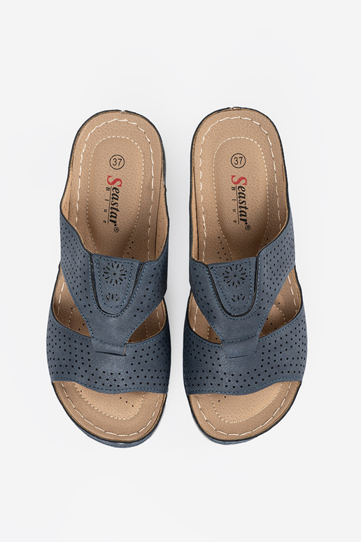 Pohodlné šľapky s výstužou modrej farby Pohodlné šľapky s výstužou modrej farby