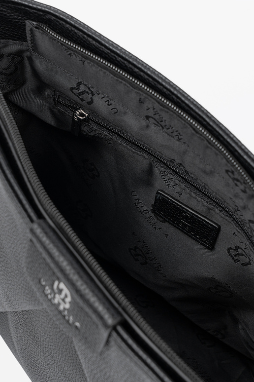 Kabelka s popruhom, čierna