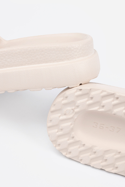 Papuče dámske s platformou svetlobéžová