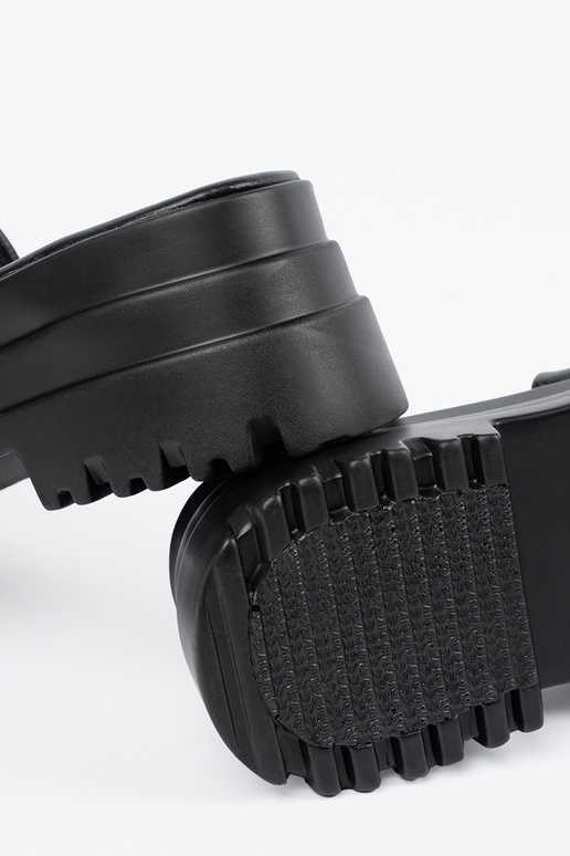 Papuče s platformou čierna Papuče s platformou čierna