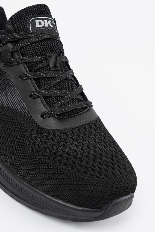 Čierne športové topánky