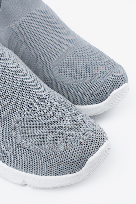 Šedé športové topánky s uzáverom Šedé športové topánky s uzáverom