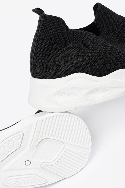 Čierne dámske športové topánky na zips