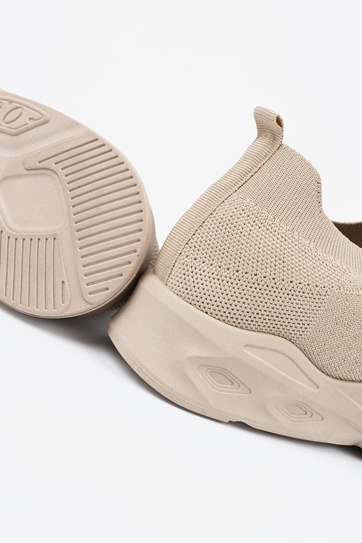 Pieskové športové topánky na zips