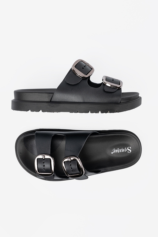 Čierne pantofle so striebornými sponami Čierne pantofle so striebornými sponami