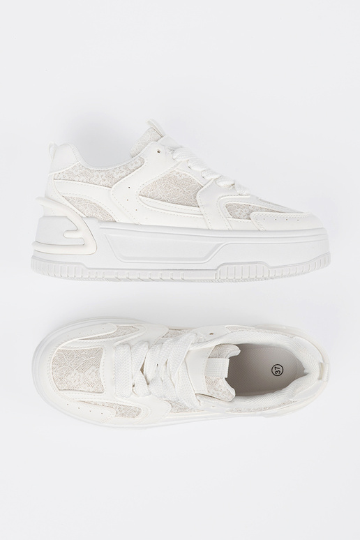 Biele dámske športové topánky s šnúrkami Biele dámske športové topánky s šnúrkami