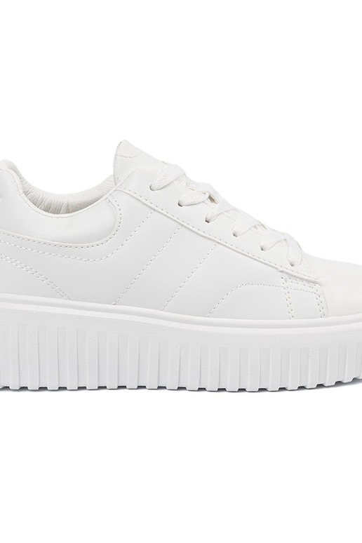 Biele športové topánky